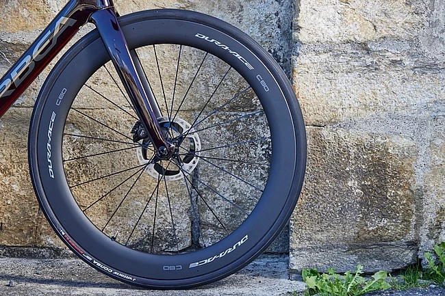 Shimano WH-R9270 C60-TL Dura-Ace Carbon Disc Wheelset 7 Shimano WH-R9270 C60-TL Dura-Ace Carbon Disc Wheelset - Image 7